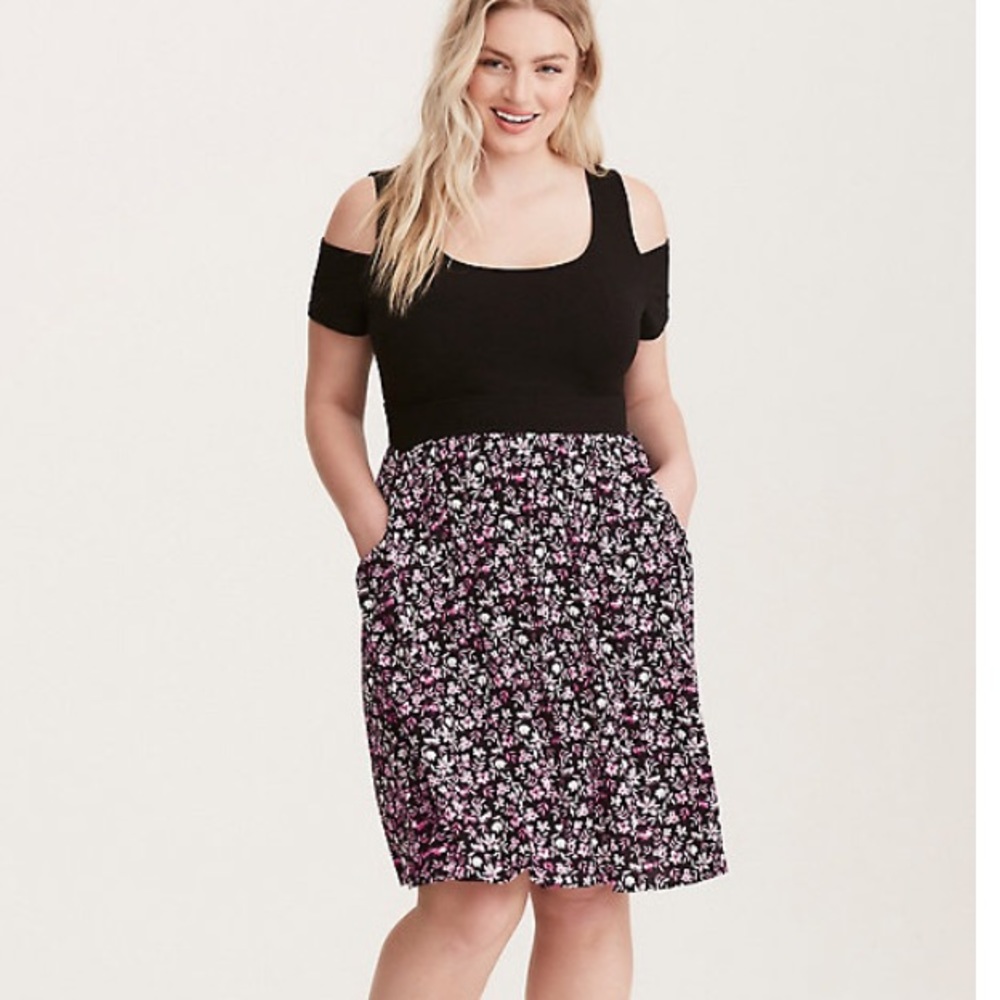 Torrid FLORAL KNIT TO WOVEN COLD SHOULDER DRESS